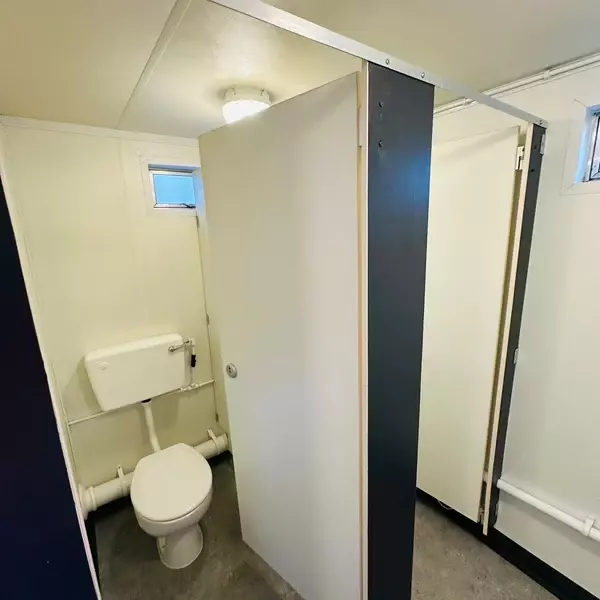 12 × 9 ft 2+1 Toilet Block – Secure Steel (Pre-owned) — view 8