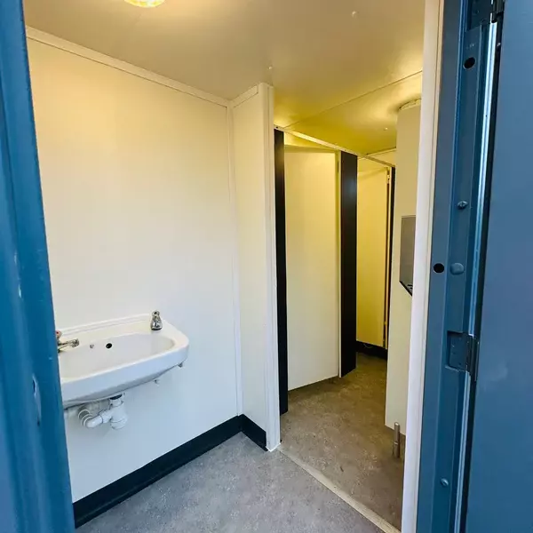 12 × 9 ft 2+1 Toilet Block – Secure Steel (Pre-owned) — view 9