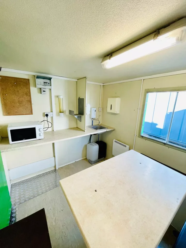 12 × 7.5 ft Towable Mobile Welfare Unit with New Diesel Generator — view 12
