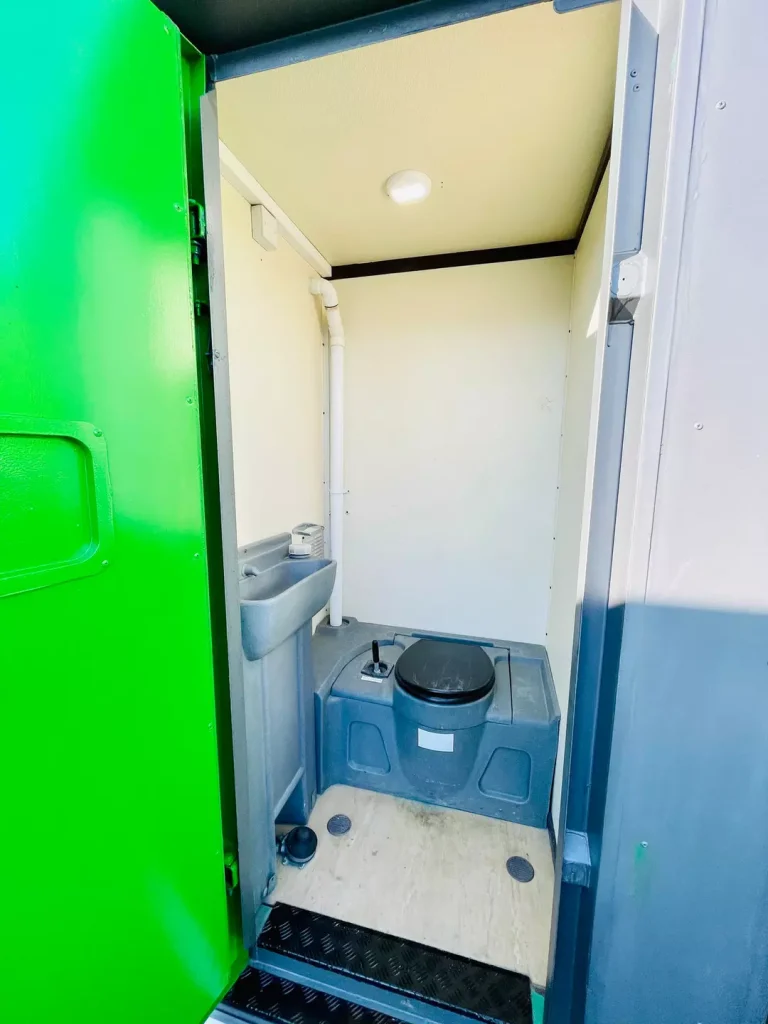 12 × 7.5 ft Towable Mobile Welfare Unit with New Diesel Generator — view 7