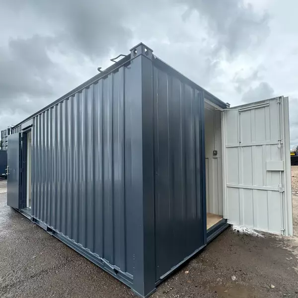 21 × 8 ft Office & Store Cabin – Secure Steel (Refurbished)