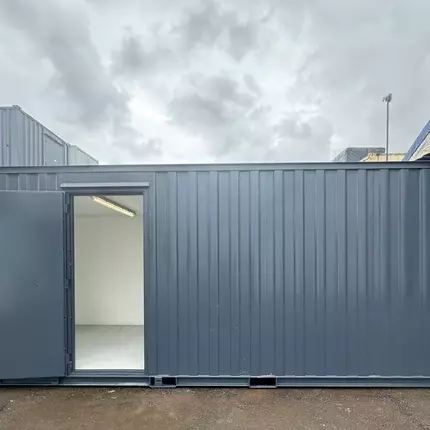 21 × 8 ft Office & Store Cabin – Secure Steel (Refurbished) — view 11