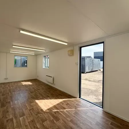 24 × 9 ft Open-Plan Office Cabin – Secure Steel (Refurbished) — view 2