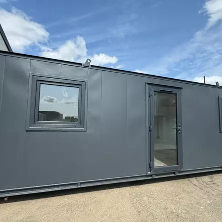 24 × 9 ft Custom Open-Plan Office Cabin (Refurbished) — view 15