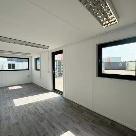 24 × 9 ft Custom Open-Plan Office Cabin (Refurbished) — view 4
