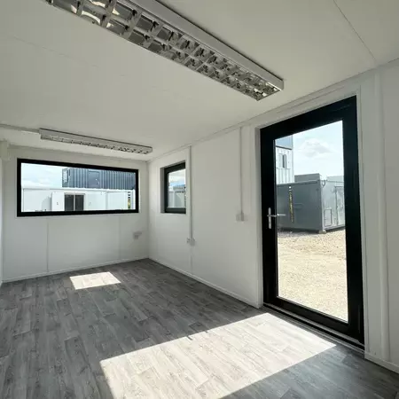 24 × 9 ft Custom Open-Plan Office Cabin (Refurbished) — view 10