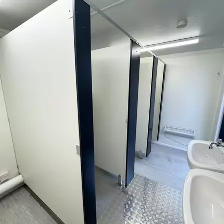16 × 9 ft 3+1 Toilet Block – Secure Steel (New) — view 9