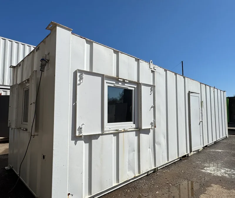 32 × 10 ft Crib Room & Office Cabin – White (Sold as Seen)