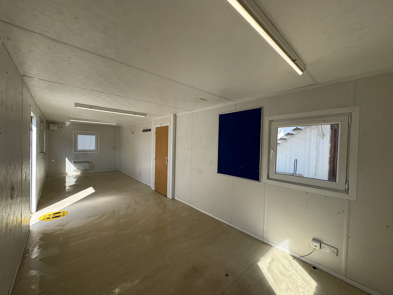 32 × 10 ft Crib Room & Office Cabin – White (Sold as Seen) — view 6