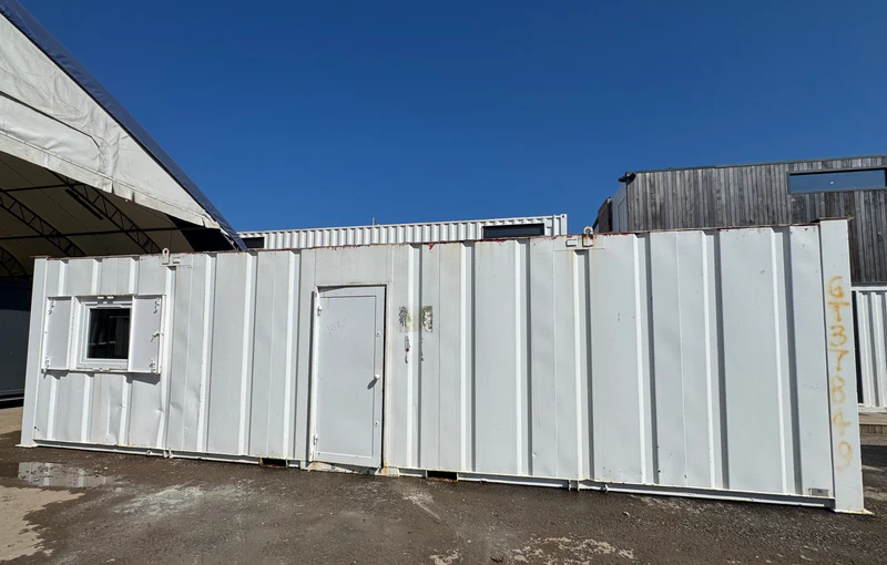 32 × 10 ft Crib Room & Office Cabin – White (Sold as Seen) — view 7