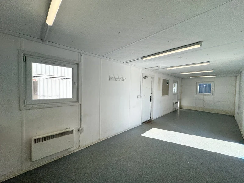 32 × 10 ft Crib Room or Office Cabin – Blue (Sold as Seen) — view 6