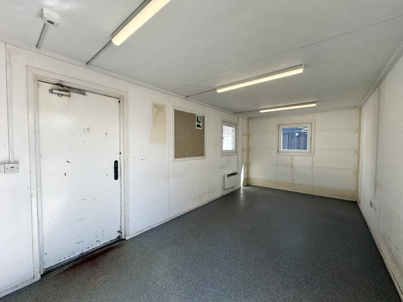 32 × 10 ft Crib Room or Office Cabin – Blue (Sold as Seen) — view 2