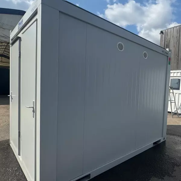 10 × 8 ft Four-Bay Toilet Block – Four WCs & Basins (New) — view 13