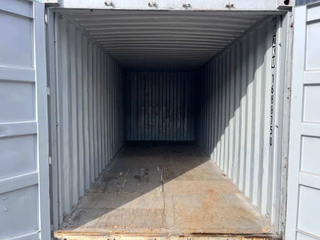 Used 20ft Shipping Container — view 2