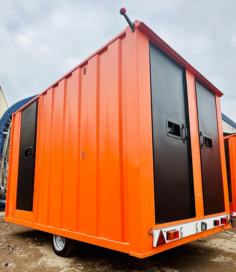 Towable Mobile Welfare Unit with Diesel Generator – Modified (Used) — view 8