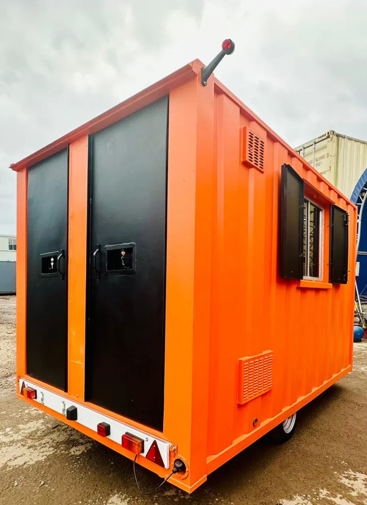 Towable Mobile Welfare Unit with Diesel Generator – Modified (Used) — view 5