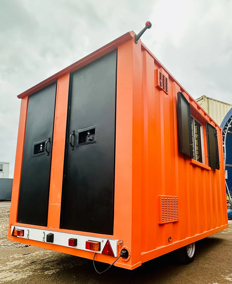 Towable Mobile Welfare Unit with Diesel Generator – Modified (Used) — view 14