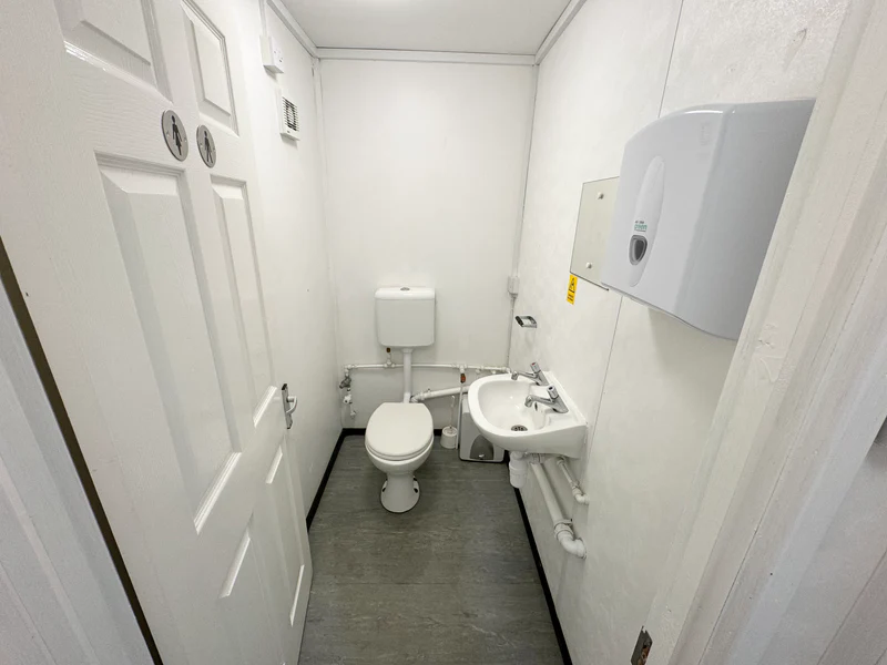 24 × 20 ft Two-Bay Modular Building – Five Rooms (Sold as Seen) — view 16