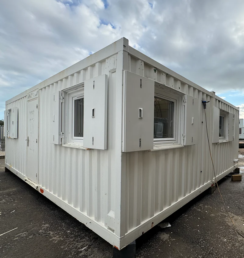 24 × 20 ft Two-Bay Modular Building – Five Rooms (Sold as Seen) — view 12