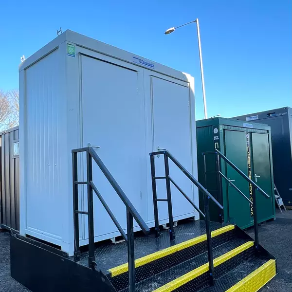 New 1+1 Toilet Block with Stepped Waste Tank Bundle — view 4